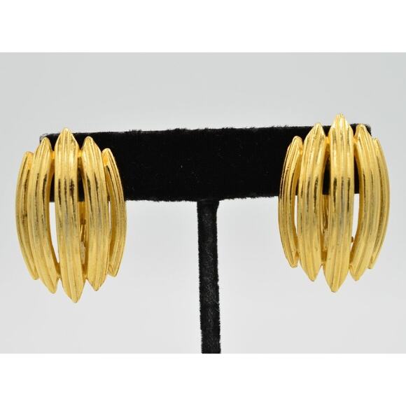 Givenchy Vintage Clip On Earrings Brushed Gold Textured Chunky Signed 1980s BinH - Picture 1 of 11
